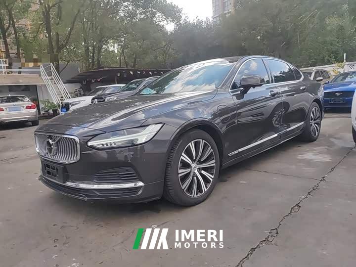 Volvo S90 Plug-in Hybrid T8 E-Drive Hybrid Zhiyue Luxury Edition