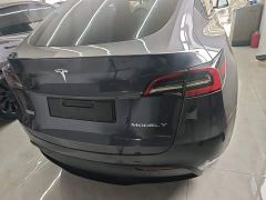 Tesla Model Y Long Range All-Wheel Drive - ფოტო 5