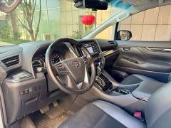 Toyota Vellfire Crown Hybrid 2.5L HV Premium Edition - ფოტო 8