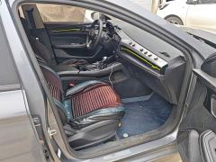 SAIC MG i5 1.5L CVT Platinum Edition - ფოტო 8