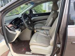 Buick GL8 Land Official Business Class 652T Comfort Edition - ფოტო 3