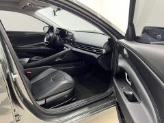 Hyundai Elantra 1.5L CVT GLX Elite - фото 10