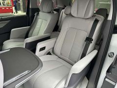 Buick GL8 Luzun Respect Edition - ფოტო 12