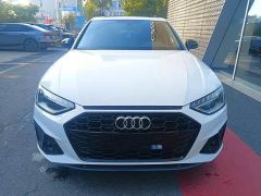 Audi A4L 40 TFSI Luxury Dynamic - фото 1