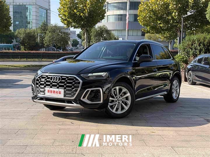 Audi Q5L Facelift 40T Luxury Sport - ავტომობილი ჩინეთიდან