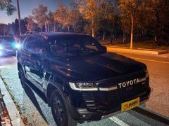 Toyota Land Cruiser (Import) 3.3T Middle East Edition - ფოტო 2
