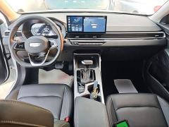 Geely Emgrand 4th Generation 1.5L CVT Luxury - ფოტო 9