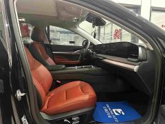Lincoln Z 2.0T Premier - ფოტო 17