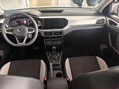 Volkswagen Touran 200TSI DSG Smart Connected Edition - ფოტო 16