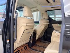 Toyota Alphard Hybrid 2.5L Luxury - фото 14