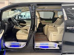Toyota Alphard Hybrid 2.5L Luxury - фото 7