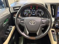 Toyota Alphard Hybrid 2.5L Luxury - фото 9