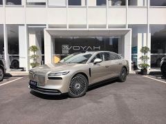 Voyah Lantu Zhaohui L Four-Wheel Drive Ultra - фото 1