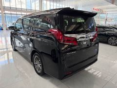 Toyota Alphard Hybrid 2.5L Luxury - фото 3