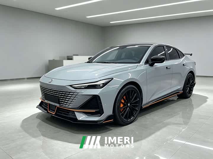 Changan UNI-V 1.5T Excellence - ავტომობილი ჩინეთიდან