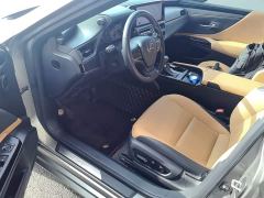 Lexus ES 200 Excellence Edition - ფოტო 14