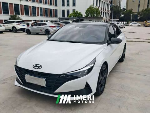 2023 Hyundai Elantra 1.5L CVT Luxury - автомобиль из Китая