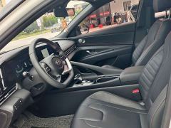 Hyundai Elantra 1.5L CVT Luxury - фото 15