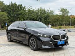 BMW 5 Series 525Li M Sport Package - фото 3