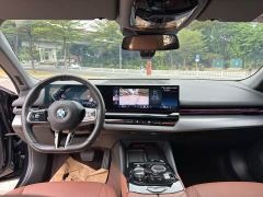 BMW 5 Series 525Li M Sport Package - фото 9