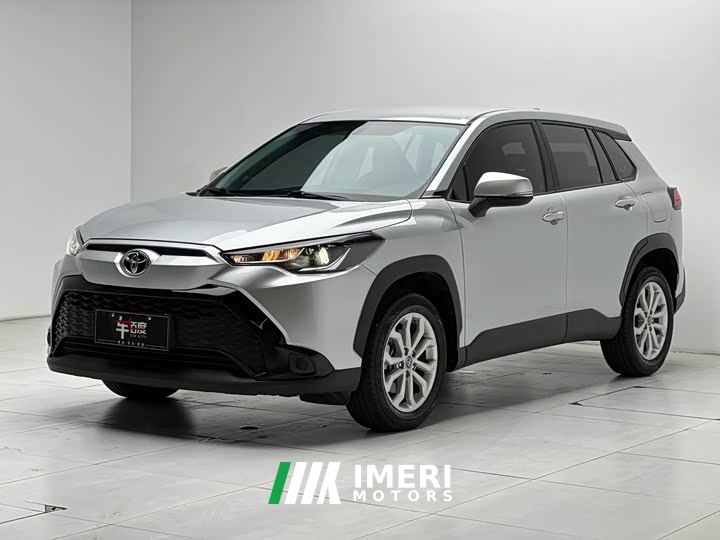Toyota Frontlander 2.0L CVT Elite - car from China