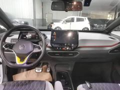 Volkswagen ID.3 Pro Intelligent Edition - photo 9
