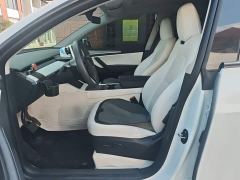 Tesla Model Y Long Range All-Wheel Drive - фото 16