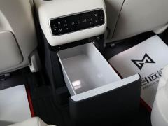 Li Auto L9 Ultra - ფოტო 16