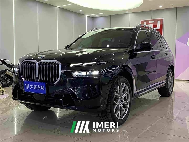 BMW X7 xDrive40i Premier Luxury Package - автомобиль из Китая