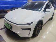 Tesla Model Y Rear-Wheel Drive - ფოტო 1
