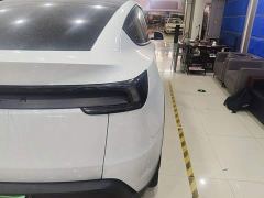 Tesla Model Y Rear-Wheel Drive - ფოტო 7