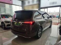 Buick GL8 Land Business Class Smart Edition - ფოტო 6