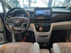 Buick GL8 Land Business Class Smart Edition - ფოტო 9