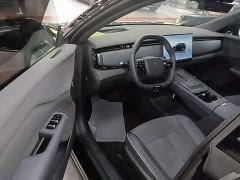 Voyah Lantu Zhiyin Four-Wheel Drive Global Edition - фото 15