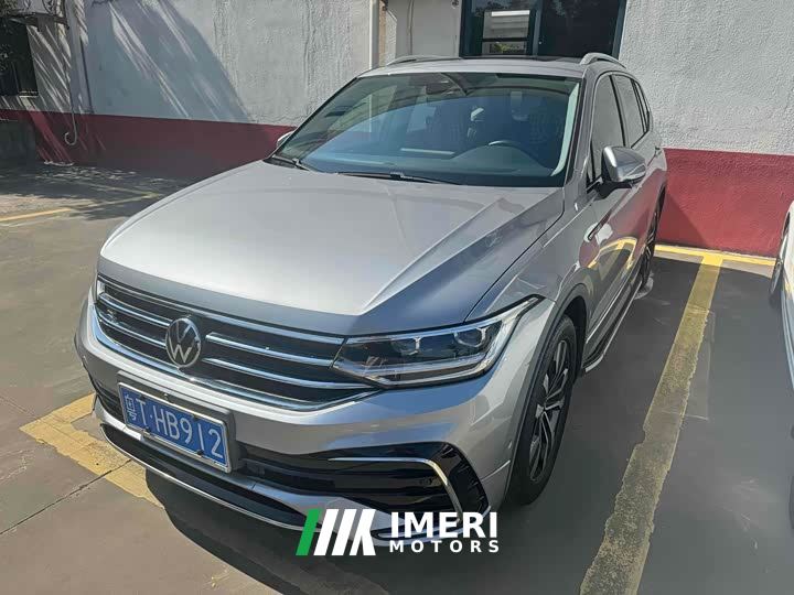 Volkswagen Tiguan L 330TSI Automatic FWD R-Line Comfort Edition