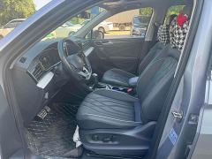 Volkswagen Tiguan L 330TSI Automatic FWD R-Line Comfort Edition - photo 2