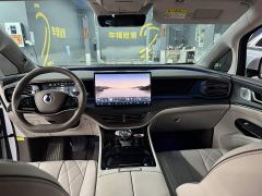 Denza D9 DM-i 970 AWD Flagship - ფოტო 5