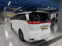 Denza D9 DM-i 970 AWD Flagship - ფოტო 8