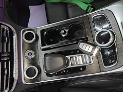 FAW Red Flag H9 2.0T Smart Connected Premium Edition - фото 13