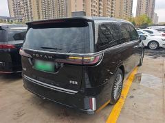 Voyah Lantu Dreamchaser PHEV AWD Luxury Kunpeng Edition - фото 6