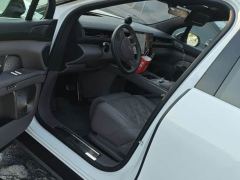 NIO ES8 Six-Seat Executive Signature Edition - ფოტო 2