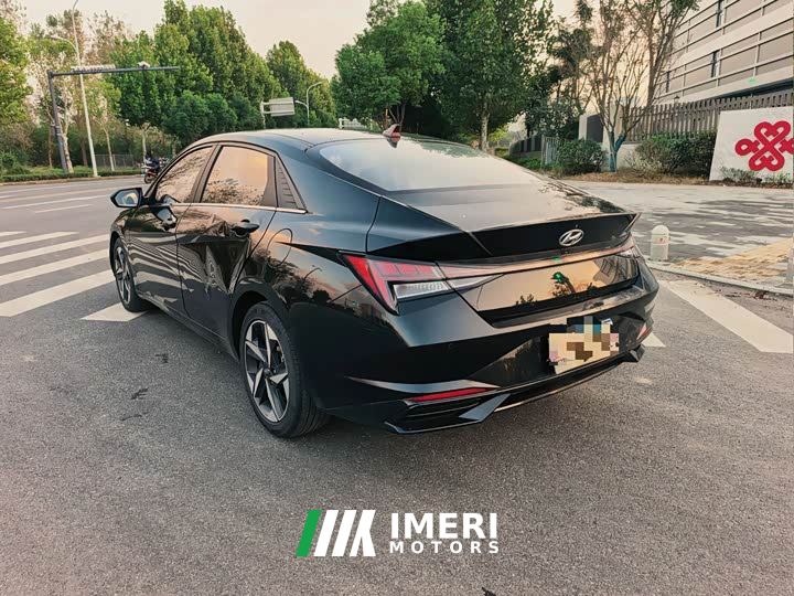 Hyundai Elantra 1.5L CVT GLX Elite