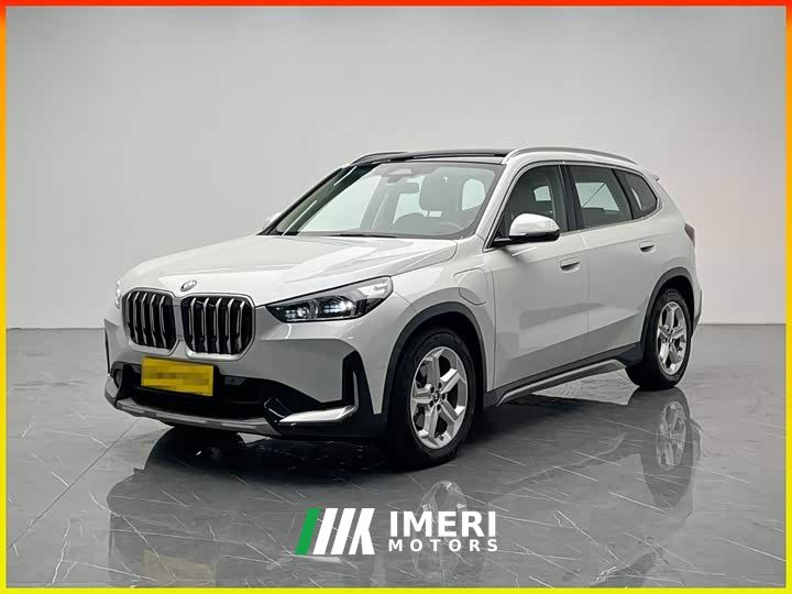 BMW iX1 eDrive25L X Design Package - автомобиль из Китая