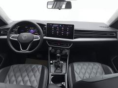 Volkswagen Sagitar 300TSI DSG Excellence Edition - photo 12
