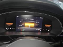 Volkswagen Passat Outstanding Edition 280TSI Business Version - ფოტო 11