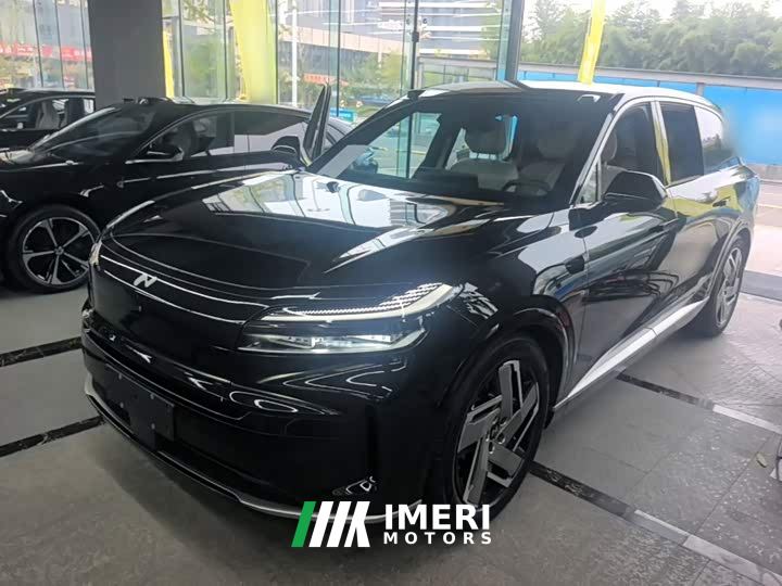 Nio Lerado L90 Max Six-Seater