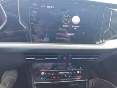 Volkswagen Passat Outstanding Edition 380TSI Dragon Prestige - photo 17