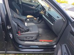 Volkswagen Passat Outstanding Edition 380TSI Dragon Prestige - photo 8