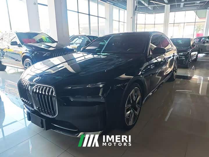 BMW 7 Series 740Li Luxury Package - автомобиль из Китая