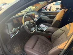 BMW 7 Series 740Li Luxury Package - фото 12